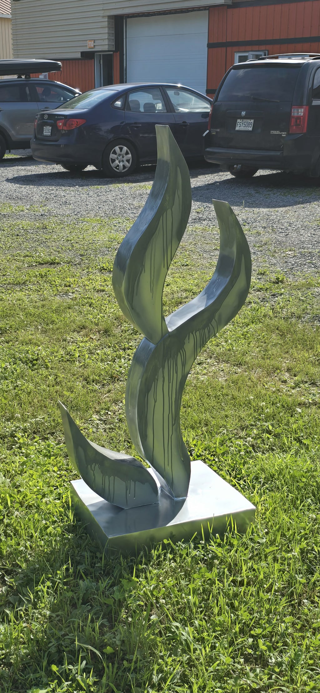 SILENCIEUSE R (SCULPTURE EN ACIER)