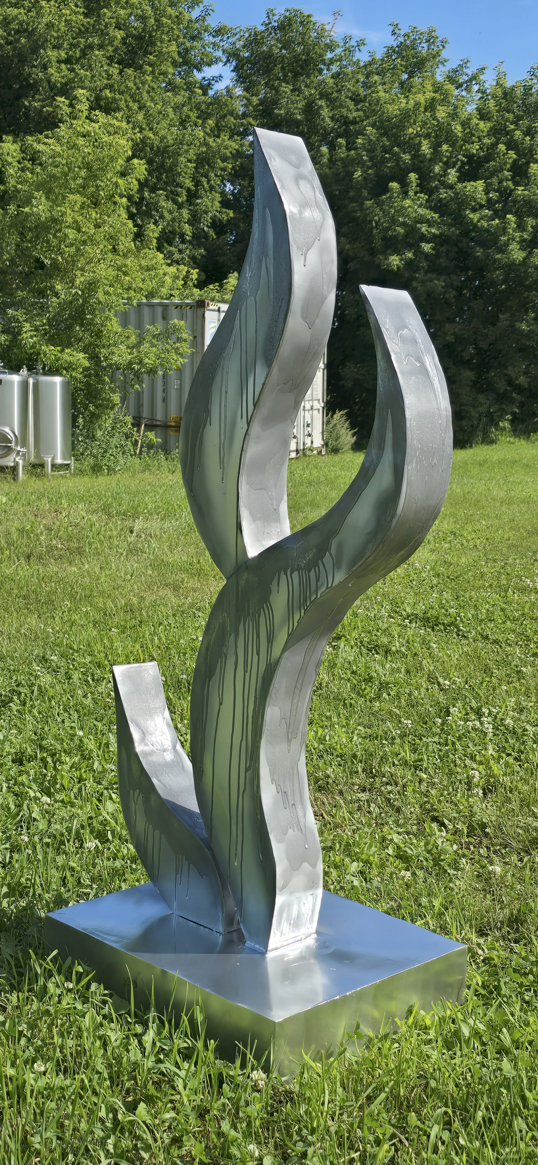 SILENCIEUSE R (SCULPTURE EN ACIER)