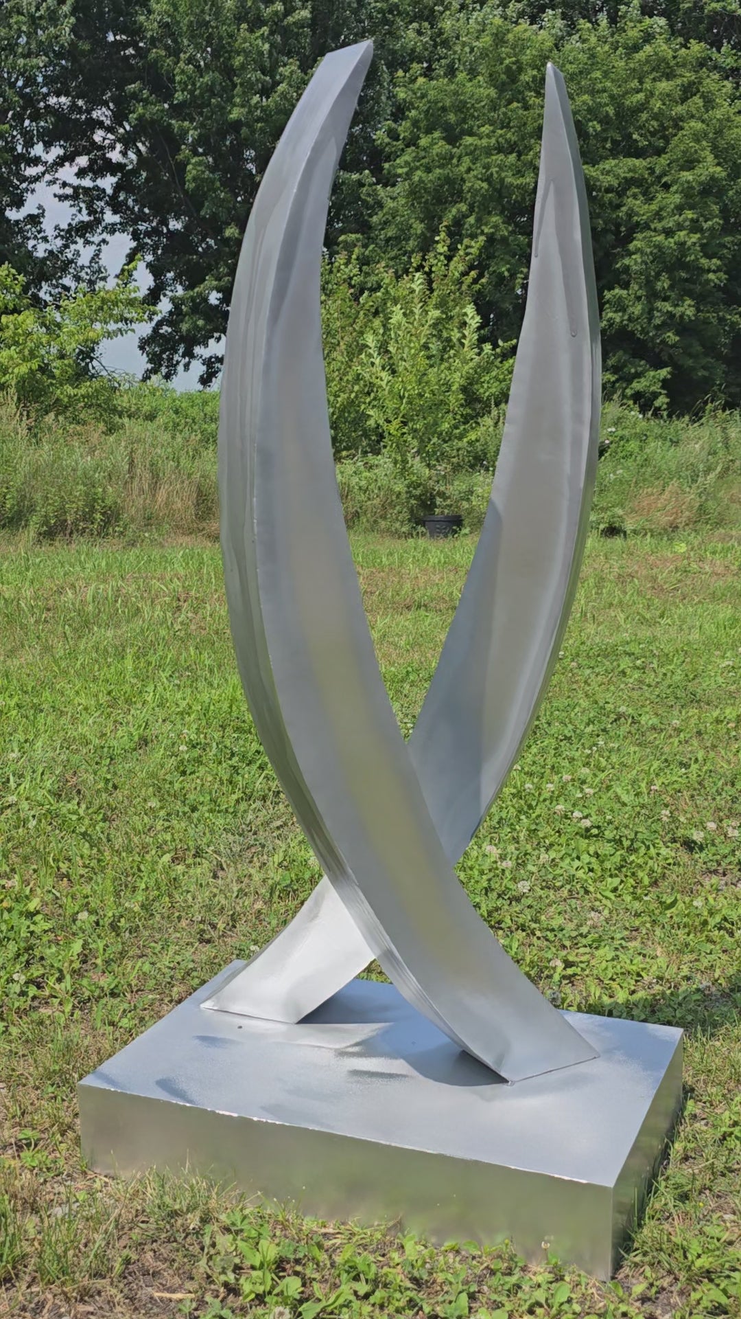 ECORCHURE R (SCULPTURE EN ACIER)